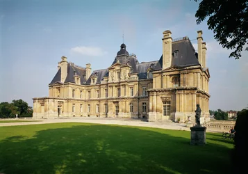 Ansicht der Westfassade des Château de Maisons-Laffitte, erbaut 1642-51